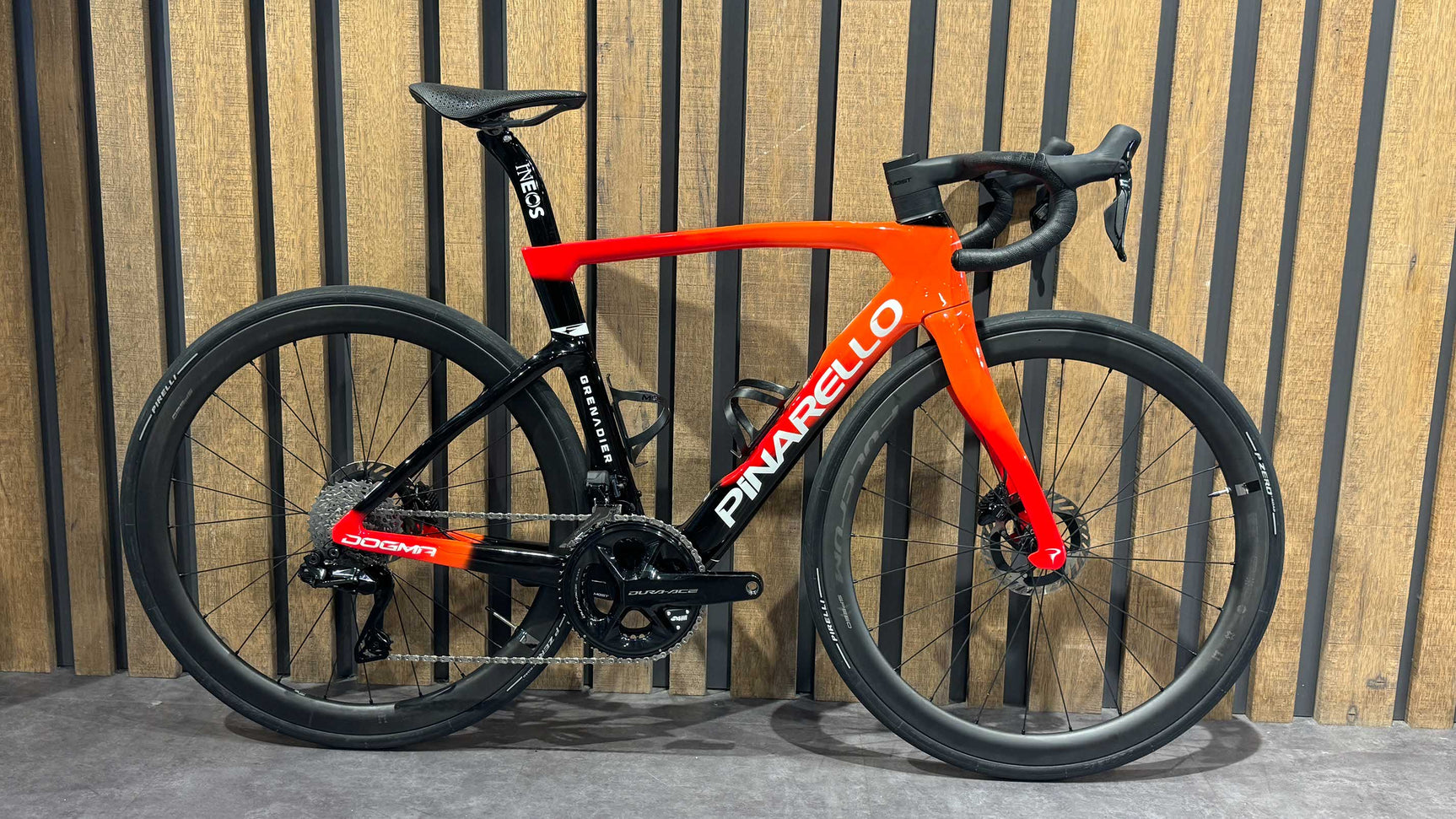 Pinarello DOGMA F INEOS Replica - Dura-Ace Di2 12v Tg. 53 - Usato