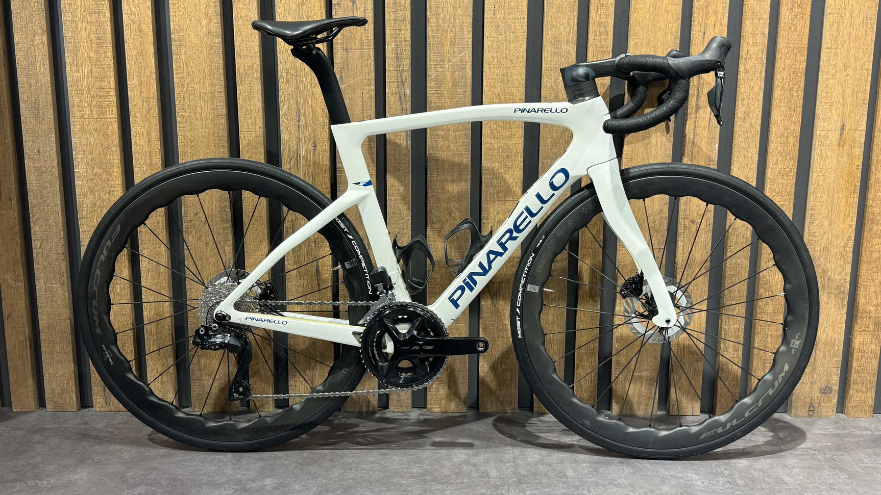 Pinarello F5 105 Di2 - Fulcrum Sharq Tg. 54,5 - Usato
