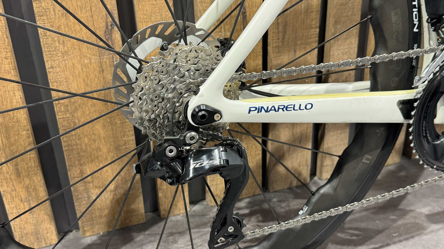 Pinarello F5 105 Di2 - Fulcrum Sharq Tg. 54,5 - Usato