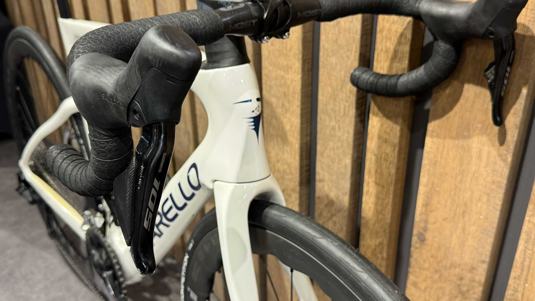 Pinarello F5 105 Di2 - Fulcrum Sharq Tg. 54,5 - Usato