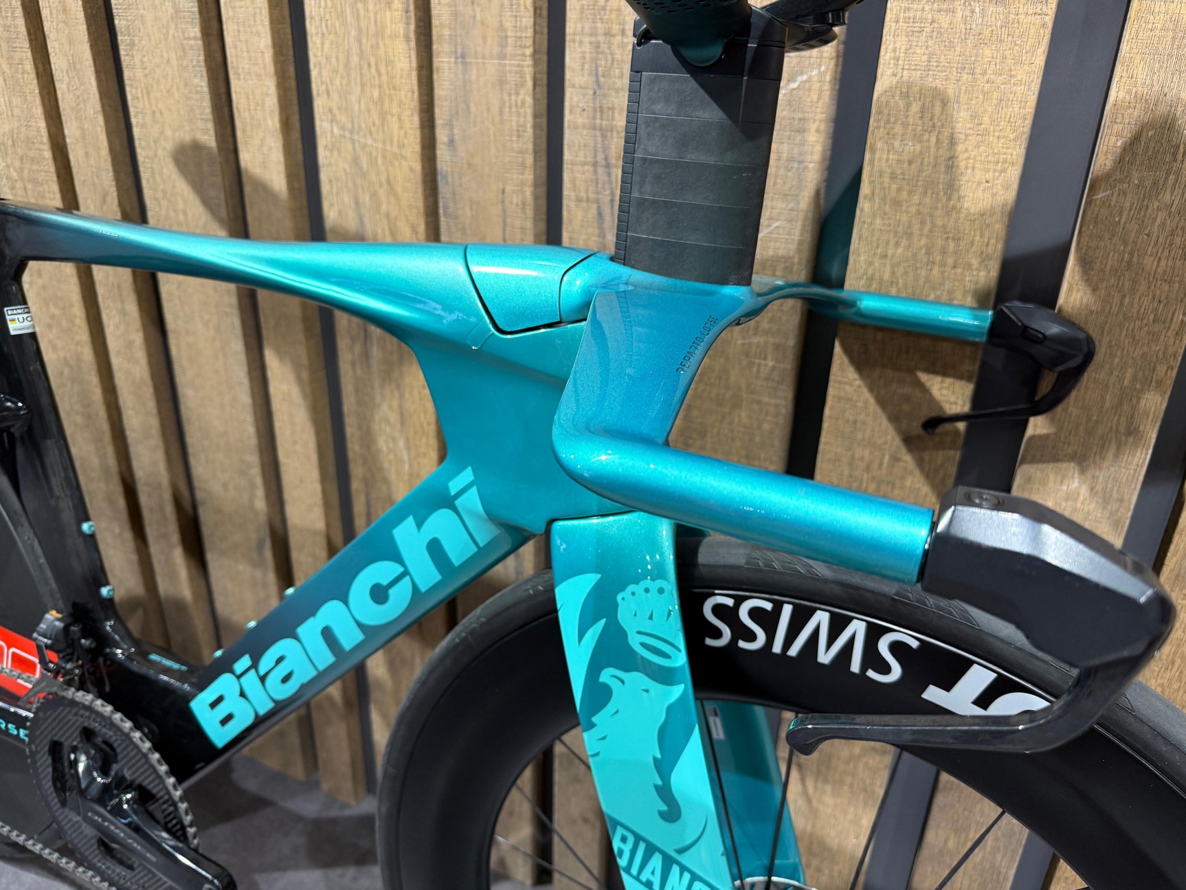 Bianchi Aquila Disc Tri Ultegra Di2 PM Dura-Ace Größe L - Usato